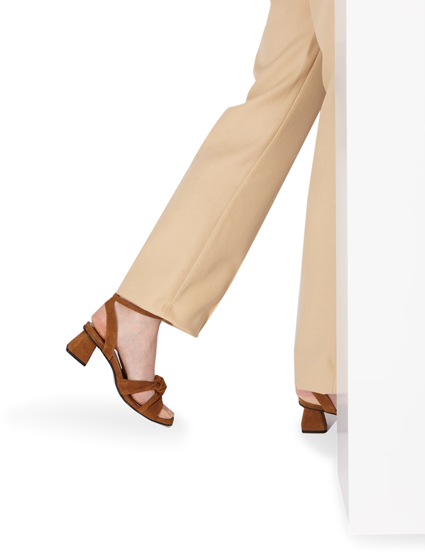 Sandalia Sylvie Ante Brandy - Image 4
